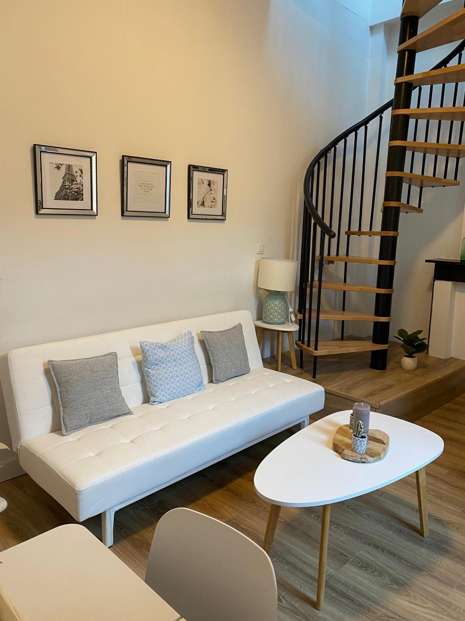 Apartement City Center Mons Esterno foto